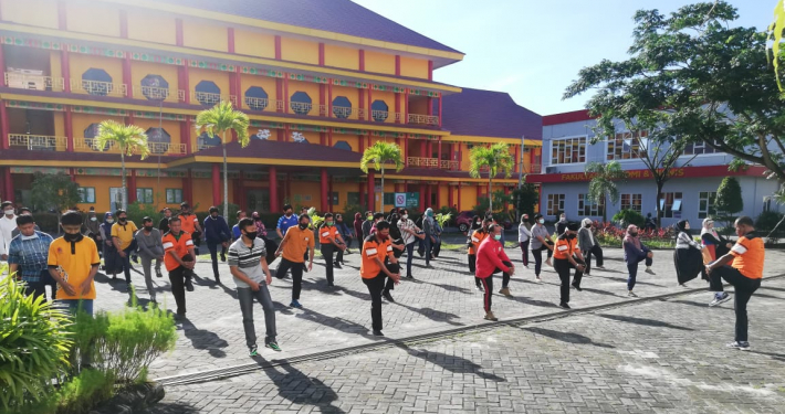 Senam pagi rutin setiap akhir pekan, Sabtu 7/11) Foto: Yustian