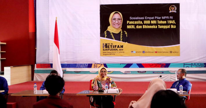 Hetifah Ajak Mahasiswa Amalkan Empat Pilar MPR Dalam Kehidupan