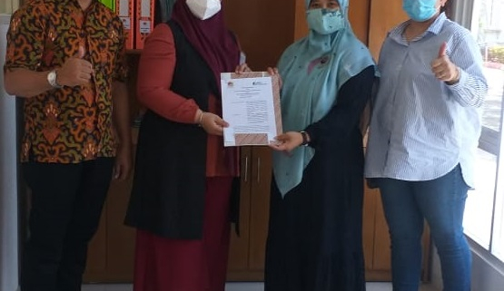 Proses saat penandatanganan perjanjian kerjasama antara Prodi S1 Manajemen Universitas Mulia Balikpapan dengan BPJS-TK Kota Balikpapan