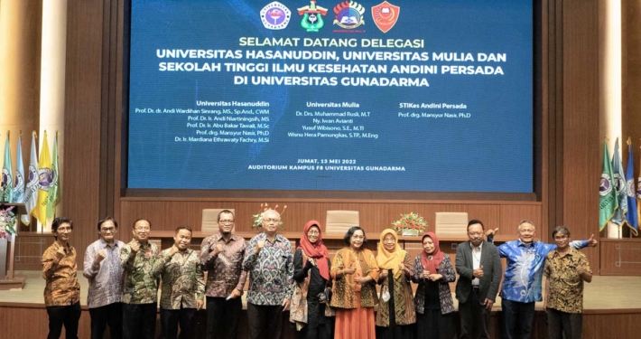 Foto bersama rombongan Universitas Mulia dan para tamu bersama Rektor Universitas Gunadarma Prof. ES Margianti. Foto: UG