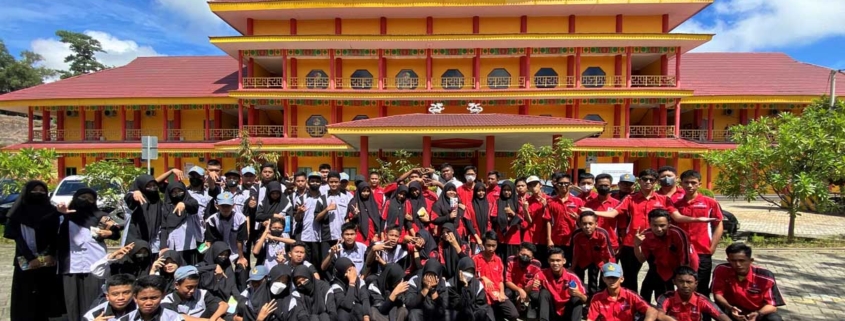 Kunjungan Study Tour SMKTI Labbaika Samarinda di Kampus Utama Universitas Mulia, Jalan Letjen Zaini Azhar Maulani Balikpapan, Rabu (12/10). Foto: Nadya