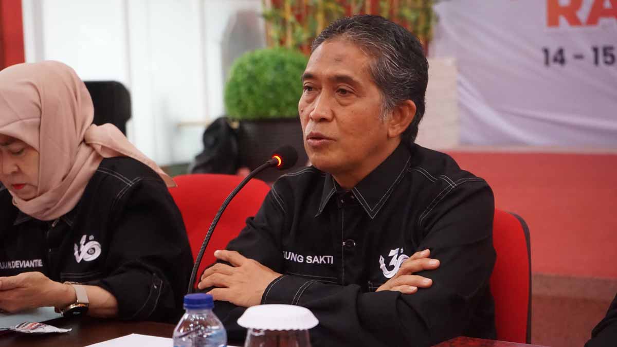 Direktur Eksekutif Yayasan Airlangga Dr. Agung Sakti Pribadi dalam Rapat Kerja 2023 Universitas Mulia, Rabu (15/2/2023). Foto: Media Kreatif