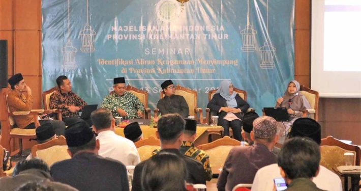 Komisi Pengkajian dan Penelitian MUI Provinsi Kalimantan Timur menggelar Seminar tentang Aliran Keagamaan Menyimpang, bertempat di Hotel Puri Senyiur, Jalan Ruhui Rahayu I, Samarinda, Rabu, (13/9). Foto: Istimewa