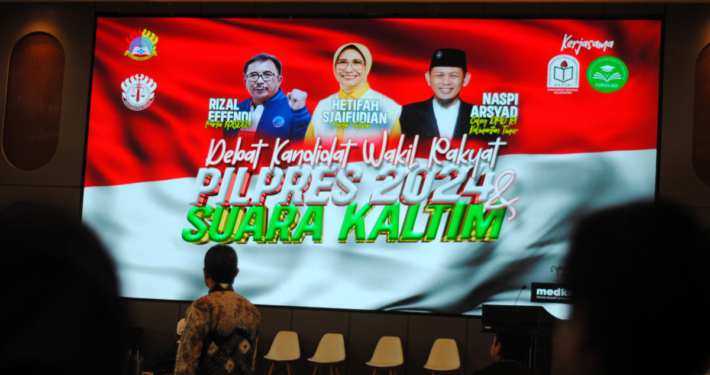 Asosiasi Perguruan Tinggi Swasta (APTISI) Wilayah XI-B Kalimantan Timur Komisariat Selatan dan Forum Silaturahmi Doktor Indonesia (Forsiladi) Kaltim menggelar Debat Kandidat Wakil Rakyat Kalimantan Timur, berlangsung di Universitas Mulia, Jumat (19/1). Foto: SA/Puskomjar