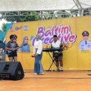 Pentas musik mahasiswa Universitas Mulia di Baltim Creative Expo, di Pantai Manggar, Balikpapan, 1-2 Juni 2024. Foto: Istimewa