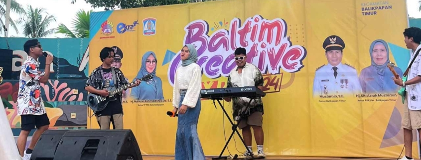 Pentas musik mahasiswa Universitas Mulia di Baltim Creative Expo, di Pantai Manggar, Balikpapan, 1-2 Juni 2024. Foto: Istimewa
