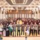 Foto bersama Rektor Prof. Ahsin, Wakil Rektor Wisnu Hera P, Kepala LPPM Richki Hardi, Ketua Panitia Warrantia Citta, para dosen serta seluruh peserta KKN angkatan ke-3 tahun 2024. Foto: Media Kreatif