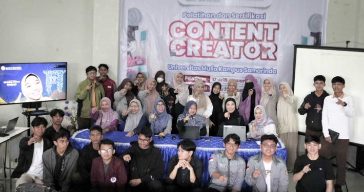 Foto bersama seluruh peserta bersama narasumber dan perwakilan KPw BI Kaltim Sheila Reswari. Foto: PSDKU Samarinda