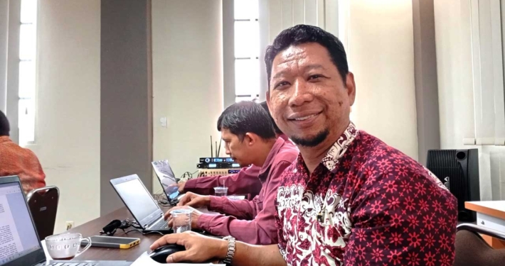 Dekan Fakultas Ekonomi dan Bisnis Dr. Ivan Armawan di sela Bimtek penyusunan MUK LSP, Selasa (11/2). Foto: SA/Kontributor