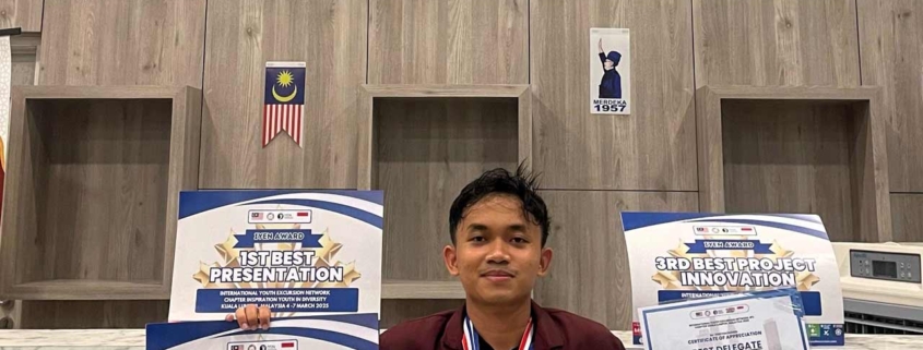 Agung Widiyanto. mahasiswa Prodi S1 Manajemen Universitas Mulia ini sukses mengukir prestasi gemilang di International Youth Excursion Network (IYEN) 2025 yang diselenggarakan di Kuala Lumpur, Malaysia pada 4-7 Maret 2025. Foto: Istimewa