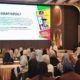 Wakil Rektor Bidang Kemahasiswaan dan Alumni Sumardi, S.Kom., M.Kom menerangkan program Gratispol Pemprov Kaltim kepada Mahasiswa Baru 2025 Gelombang I, Kamis (8/5). Foto: Vio/Media Kreatif