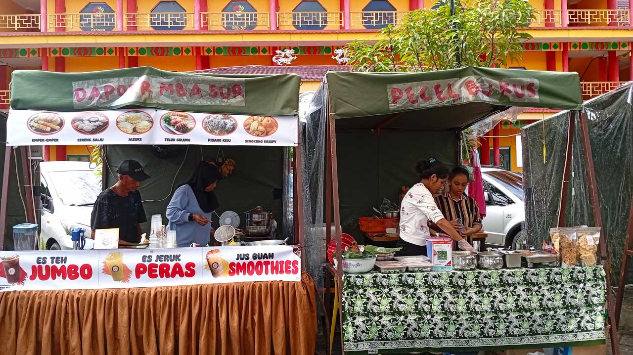 stand-dapur-mbak-suryani-pecel-bukus