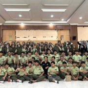 Himpunan Mahasiswa S1 Teknologi Informasi (HIMATI) Universitas Mulia membawa pengalaman belajar praktis ke lingkungan SMA Islam Terpadu (SMAIT) Al-Auliya Balikpapan, Selasa (23/7/2025). Foto: Istimewa