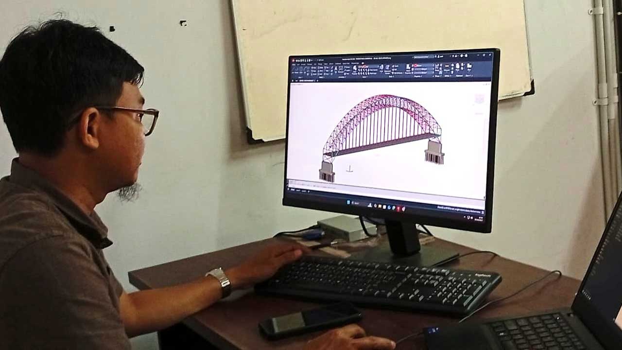 Proses uji coba AutoCAD di salah satu PC Lab A berhasil dan berjalan baik tanpa gangguan berarti. Foto: SA/Kontributor